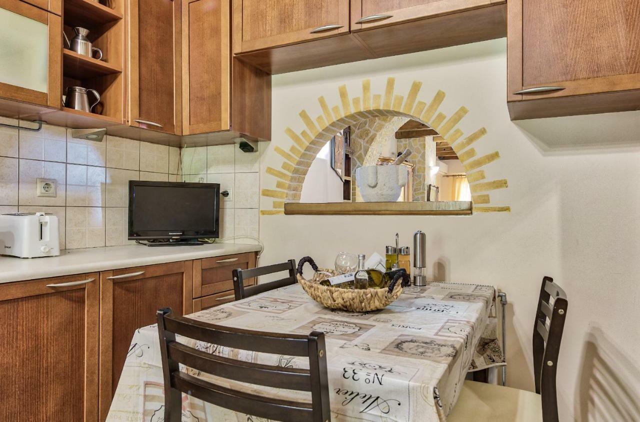 Green Boat Apartment Akrotiri  Ngoại thất bức ảnh